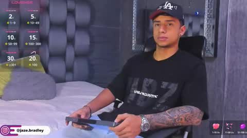 jaze_bradley online show from September 27, 11:15 am