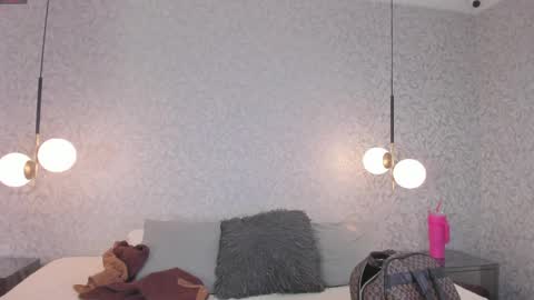 JAZLIN ANGELS online show from March 31, 8:04 am