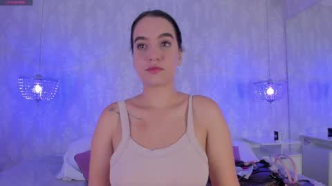 JAZLIN ANGELS online show from April 7, 7:31 am