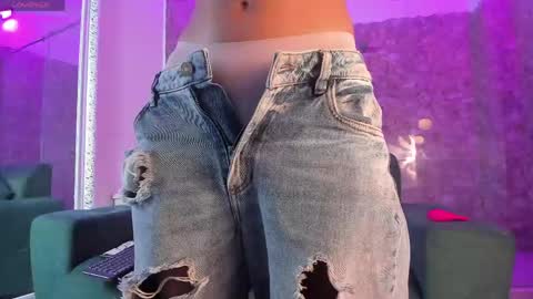 jazmiin_evans online show from April 20, 8:32 pm