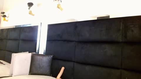 Jazmiinrosee online show from August 7, 1:02 pm