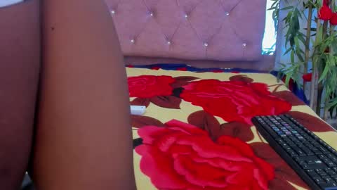 jazmin040_ online show from March 2, 11:50 am