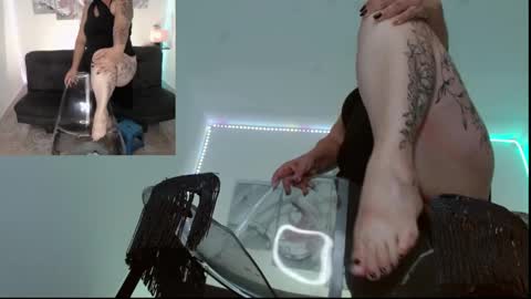 jazmin online show from April 21, 1:53 am