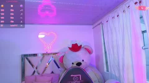 Jazmin  online show from September 28, 11:48 am