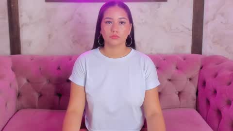 Snapshot of jazmine_21 chatting on January 25, 10:19 am Jasmine online show from January 25, 10:19 am
