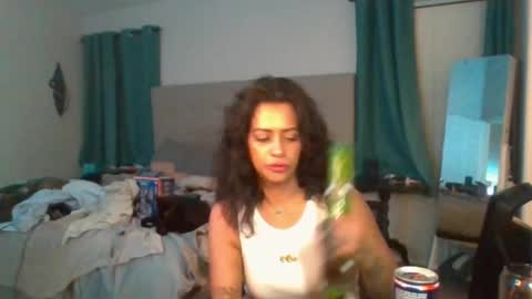 Snapshot of jbayxo619 chatting on September 21, 11:34 am jbayxo619 online show from September 21, 11:34 am