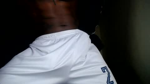 Snapshot of jboy_s chatting on June 19, 12:15 am jboy_s online show from June 19, 12:15 am