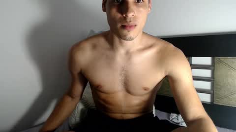 Lin online show from December 1, 1:43 am