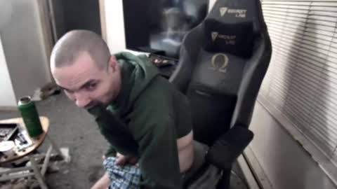 jburns87 online show from January 8, 5:10 am