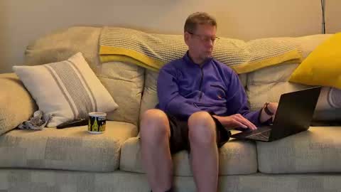 Jon online show from December 11, 5:04 pm