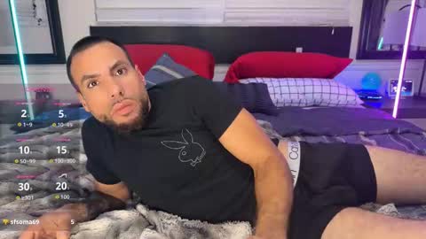 JcMax305 online show from December 5, 3:20 pm