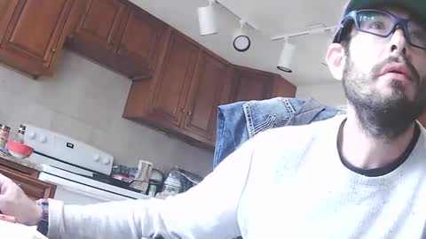 Snapshot of jd19852 chatting on October 9, 4:49 pm jd19852 online show from October 9, 4:49 pm