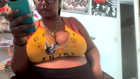 Snapshot of jdx00 chatting on November 17, 4:13 pm jdx00 online show from November 17, 4:13 pm