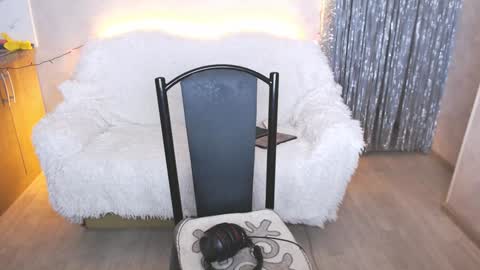 Angel online show from January 2, 4:20 am