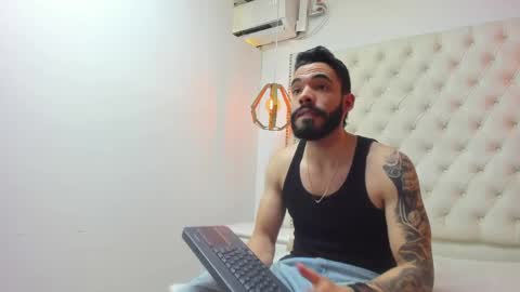 JEAN online show from April 22, 7:48 pm