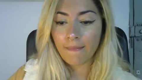 Jean online show from October 30, 10:32 pm