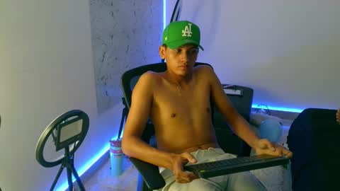 Jean Widow online show from November 14, 3:55 pm