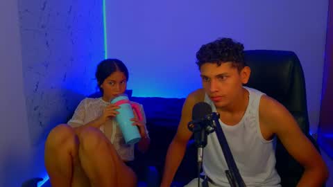 Jean Widow online show from December 18, 4:40 am