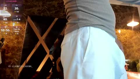 Jean Colleman online show from April 22, 12:02 am