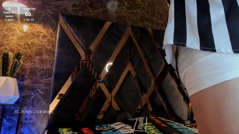 Jean Colleman online show from April 23, 11:29 pm