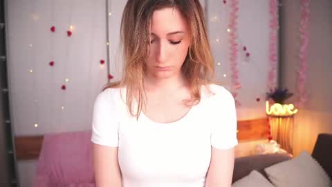 Hello im Mary 3 online show from May 19, 4:19 am
