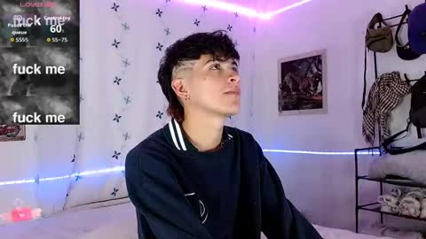 Snapshot of jeanfarelo chatting on September 12, 12:49 pm Jean online show from September 12, 12:49 pm