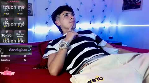 Snapshot of jeanfarelo chatting on September 16, 3:18 am Jean online show from September 16, 3:18 am