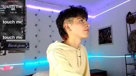 Snapshot of jeanfarelo chatting on September 21, 4:58 am Jean online show from September 21, 4:58 am