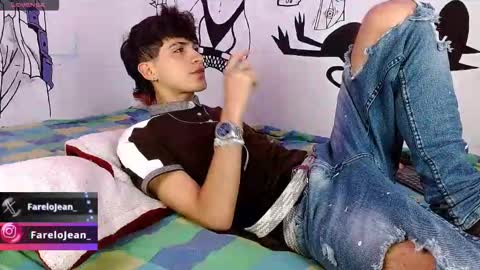 Snapshot of jeanfarelo chatting on October 9, 5:16 am Jean online show from October 9, 5:16 am