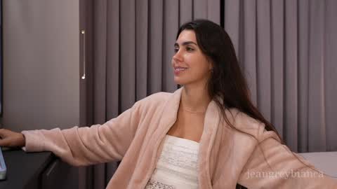 Bianca online show from October 9, 8:18 pm