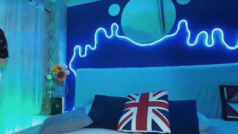 Jean online show from April 20, 7:48 pm