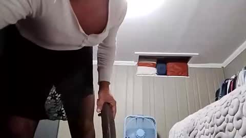 Snapshot of jeannettethesissy chatting on October 20, 10:27 am jeannettethesissy online show from October 20, 10:27 am