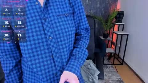 jeanniefox_ online show from January 12, 2:09 pm