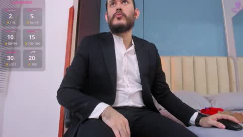 Snapshot of jeanpiere02 chatting on December 14, 3:12 am Jeanpiere online show from December 14, 3:12 am