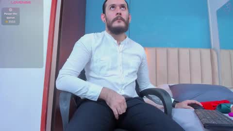 Jeanpiere online show from December 18, 5:35 am