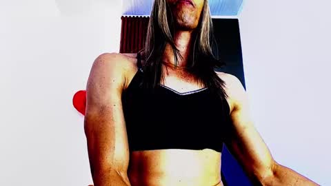 Snapshot of jeanys_sneider chatting on February 16, 9:59 am Jeays online show from February 16, 9:59 am