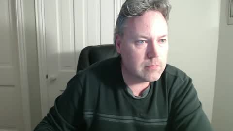 Snapshot of jeb5150 chatting on February 5, 5:41 am JE online show from February 5, 5:41 am