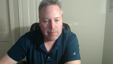 Snapshot of jeb5150 chatting on May 15, 1:01 am JE online show from May 15, 1:01 am