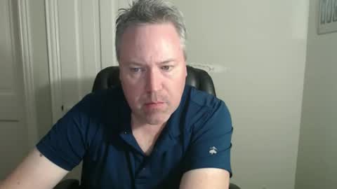 Snapshot of jeb5150 chatting on June 4, 12:49 am JE online show from June 4, 12:49 am