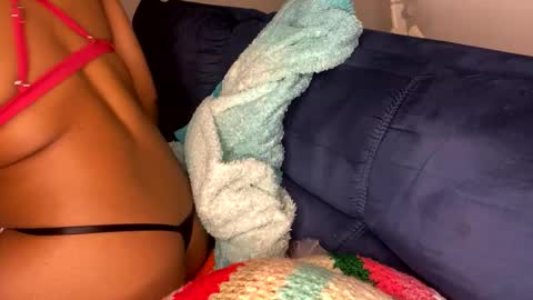 jeddahdolly online show from November 14, 5:50 am