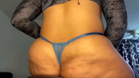 jeddahdolly online show from April 22, 1:23 pm