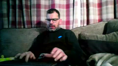 Snapshot of jediknight2 chatting on February 8, 10:13 pm Matt online show from February 8, 10:13 pm