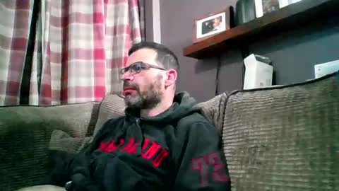 Snapshot of jediknight2 chatting on February 18, 8:27 pm Matt online show from February 18, 8:27 pm