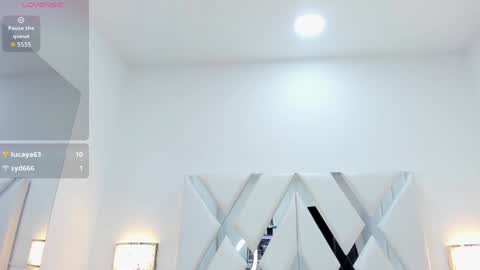 Jeen Taylor online show from February 3, 10:43 pm