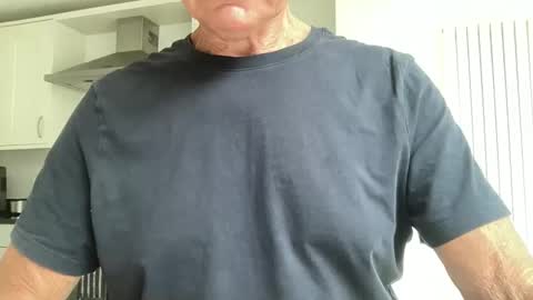 Sensual Jeeves online show from June 5, 9:26 am