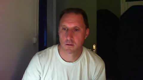 Snapshot of jef74700 chatting on May 8, 4:29 am Jrme online show from May 8, 4:29 am