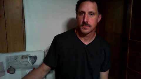 Snapshot of jef74700 chatting on June 1, 5:31 am Jrme online show from June 1, 5:31 am