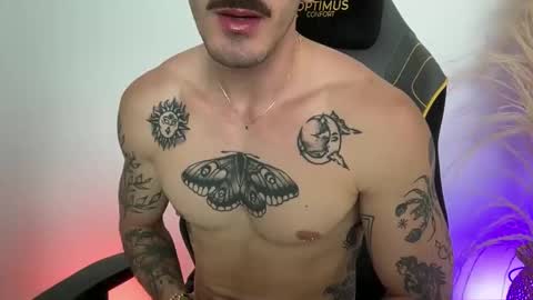 Jeff and Mugi  Independent model online show from April 9, 8:03 pm