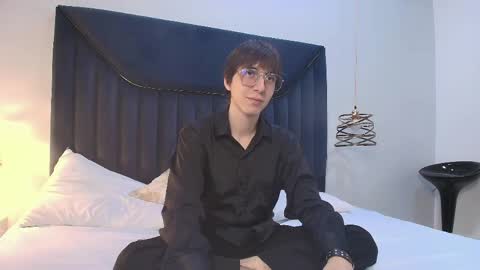 Snapshot of jeffbellfort chatting on June 4, 8:26 pm JeffBellfort online show from June 4, 8:26 pm