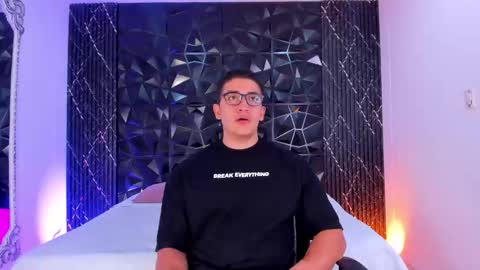 Jeff online show from October 17, 8:33 pm